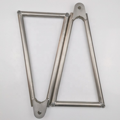 Σκοπός Αντικατάσταση/Επισκευή 13-5/8' 1 τρύπα Tab Titanium Sprint Car Part με καθολικό σχεδιασμό και πάχος τοίχου 0,065'